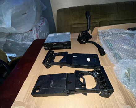 Червоний Фольксваген Гольф, об'ємом двигуна 1.6 л та пробігом 357 тис. км за 2800 $, фото 33 на Automoto.ua