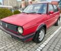 Красный Фольксваген Гольф, объемом двигателя 1.6 л и пробегом 300 тыс. км за 1250 $, фото 1 на Automoto.ua