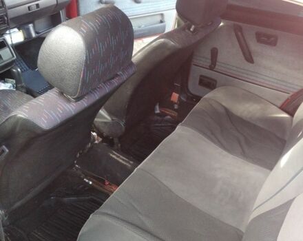 Червоний Фольксваген Гольф, об'ємом двигуна 1.6 л та пробігом 103 тис. км за 2050 $, фото 4 на Automoto.ua