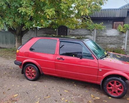 Красный Фольксваген Гольф, объемом двигателя 1.27 л и пробегом 300 тыс. км за 1600 $, фото 1 на Automoto.ua