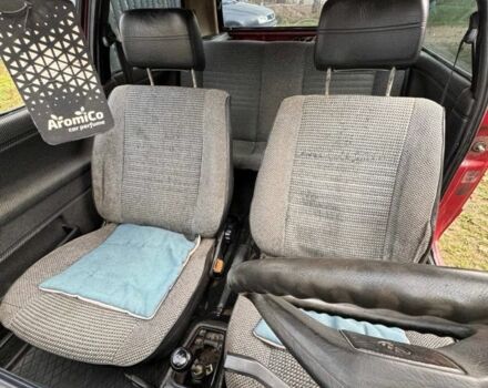 Червоний Фольксваген Гольф, об'ємом двигуна 1.3 л та пробігом 3 тис. км за 600 $, фото 2 на Automoto.ua