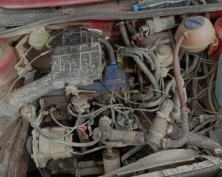 Червоний Фольксваген Гольф, об'ємом двигуна 1.6 л та пробігом 1 тис. км за 750 $, фото 2 на Automoto.ua
