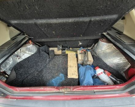 Красный Фольксваген Гольф, объемом двигателя 0 л и пробегом 342 тыс. км за 1500 $, фото 13 на Automoto.ua