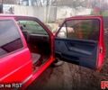 Красный Фольксваген Гольф, объемом двигателя 1.6 л и пробегом 200 тыс. км за 1200 $, фото 3 на Automoto.ua