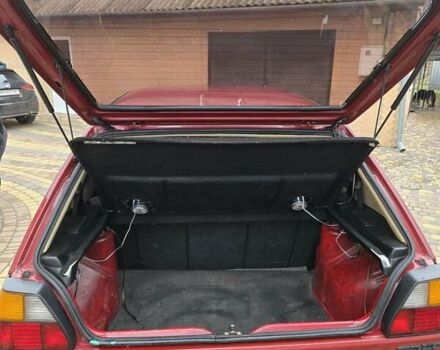 Красный Фольксваген Гольф, объемом двигателя 1.27 л и пробегом 400 тыс. км за 1750 $, фото 6 на Automoto.ua