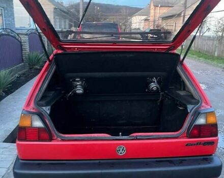 Фольксваген Гольф 1987 в Черновцах на Automoto.ua Красный Фольксваген Гольф, объемом двигателя 1.6 л и пробегом 500 тыс. км за 1550 $, фото 15 на Automoto.ua