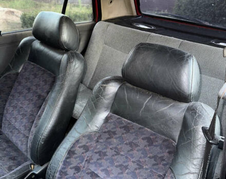 Красный Фольксваген Гольф, объемом двигателя 1.6 л и пробегом 178 тыс. км за 900 $, фото 10 на Automoto.ua