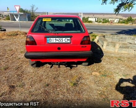 Червоний Фольксваген Гольф, об'ємом двигуна 1.6 л та пробігом 250 тис. км за 1700 $, фото 3 на Automoto.ua