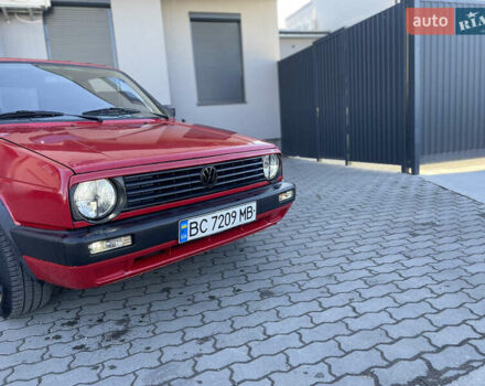 Красный Фольксваген Гольф, объемом двигателя 1.3 л и пробегом 450 тыс. км за 2000 $, фото 1 на Automoto.ua