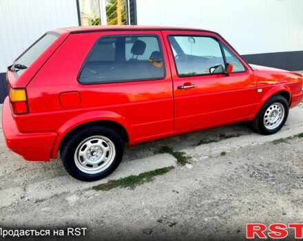 Червоний Фольксваген Гольф, об'ємом двигуна 1.8 л та пробігом 200 тис. км за 799 $, фото 3 на Automoto.ua