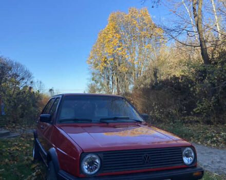 Красный Фольксваген Гольф, объемом двигателя 1.6 л и пробегом 352 тыс. км за 1999 $, фото 4 на Automoto.ua