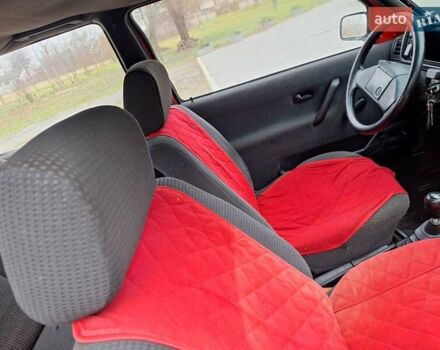 Червоний Фольксваген Гольф, об'ємом двигуна 1.6 л та пробігом 111 тис. км за 1100 $, фото 23 на Automoto.ua