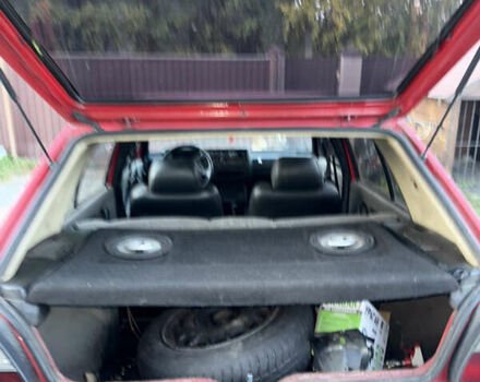 Красный Фольксваген Гольф, объемом двигателя 1.6 л и пробегом 178 тыс. км за 900 $, фото 11 на Automoto.ua