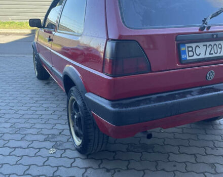 Красный Фольксваген Гольф, объемом двигателя 1.3 л и пробегом 450 тыс. км за 2500 $, фото 3 на Automoto.ua