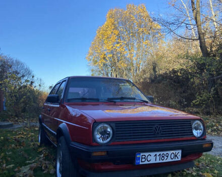 Красный Фольксваген Гольф, объемом двигателя 1.6 л и пробегом 352 тыс. км за 1999 $, фото 5 на Automoto.ua