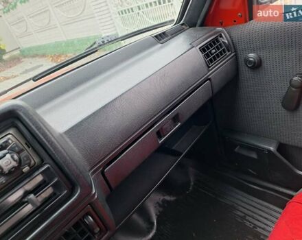 Червоний Фольксваген Гольф, об'ємом двигуна 1.6 л та пробігом 111 тис. км за 1100 $, фото 31 на Automoto.ua