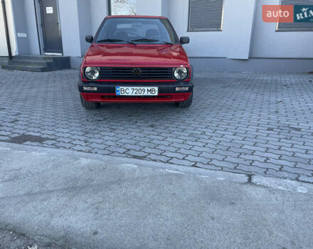 Красный Фольксваген Гольф, объемом двигателя 1.3 л и пробегом 450 тыс. км за 2500 $, фото 7 на Automoto.ua