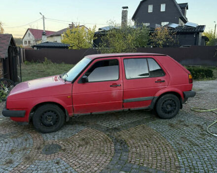 Красный Фольксваген Гольф, объемом двигателя 1.6 л и пробегом 178 тыс. км за 900 $, фото 3 на Automoto.ua