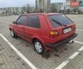 Красный Фольксваген Гольф, объемом двигателя 1.3 л и пробегом 310 тыс. км за 1500 $, фото 4 на Automoto.ua