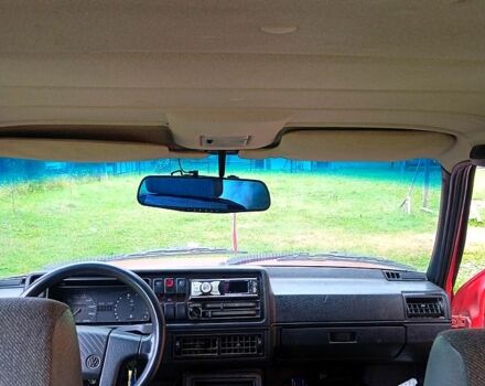 Червоний Фольксваген Гольф, об'ємом двигуна 1.3 л та пробігом 370 тис. км за 2000 $, фото 5 на Automoto.ua