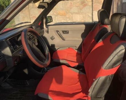 Червоний Фольксваген Гольф, об'ємом двигуна 1.59 л та пробігом 20 тис. км за 1500 $, фото 2 на Automoto.ua