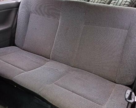 Червоний Фольксваген Гольф, об'ємом двигуна 1.27 л та пробігом 30 тис. км за 1500 $, фото 6 на Automoto.ua