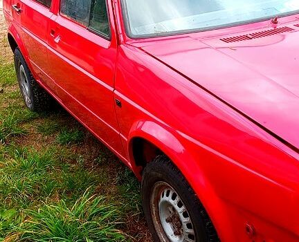 Червоний Фольксваген Гольф, об'ємом двигуна 1.8 л та пробігом 350 тис. км за 1180 $, фото 3 на Automoto.ua