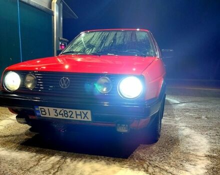 Красный Фольксваген Гольф, объемом двигателя 1.3 л и пробегом 0 тыс. км за 1500 $, фото 1 на Automoto.ua