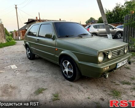 Красный Фольксваген Гольф, объемом двигателя 1.8 л и пробегом 100 тыс. км за 1150 $, фото 1 на Automoto.ua