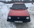 Красный Фольксваген Гольф, объемом двигателя 1.3 л и пробегом 220 тыс. км за 950 $, фото 1 на Automoto.ua