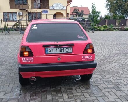 Фольксваген Гольф 1989 у Вижнице на Automoto.ua Червоний Фольксваген Гольф, об'ємом двигуна 1.3 л та пробігом 120 тис. км за 1650 $, фото 1 на Automoto.ua