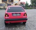 Фольксваген Гольф 1989 у Вижнице на Automoto.ua Червоний Фольксваген Гольф, об'ємом двигуна 1.3 л та пробігом 120 тис. км за 1650 $, фото 1 на Automoto.ua