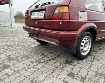 Красный Фольксваген Гольф, объемом двигателя 1.6 л и пробегом 290 тыс. км за 1200 $, фото 7 на Automoto.ua