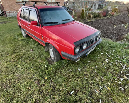 Красный Фольксваген Гольф, объемом двигателя 1.6 л и пробегом 427 тыс. км за 2100 $, фото 1 на Automoto.ua