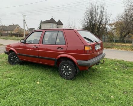 Красный Фольксваген Гольф, объемом двигателя 1.6 л и пробегом 13 тыс. км за 1750 $, фото 5 на Automoto.ua