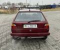 Красный Фольксваген Гольф, объемом двигателя 1.6 л и пробегом 290 тыс. км за 1200 $, фото 2 на Automoto.ua