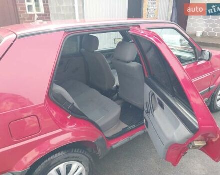 Красный Фольксваген Гольф, объемом двигателя 1.27 л и пробегом 438 тыс. км за 1700 $, фото 8 на Automoto.ua