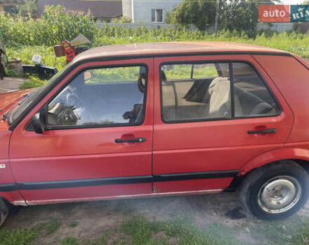 Красный Фольксваген Гольф, объемом двигателя 1.6 л и пробегом 186 тыс. км за 1300 $, фото 6 на Automoto.ua