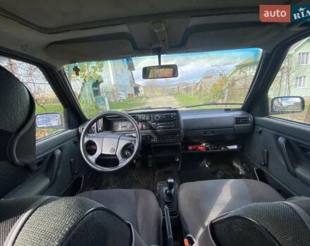 Червоний Фольксваген Гольф, об'ємом двигуна 1.27 л та пробігом 314 тис. км за 1500 $, фото 3 на Automoto.ua