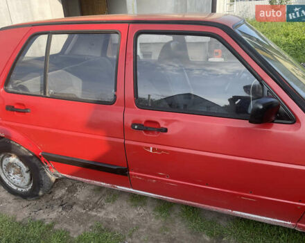 Красный Фольксваген Гольф, объемом двигателя 1.6 л и пробегом 186 тыс. км за 1300 $, фото 4 на Automoto.ua