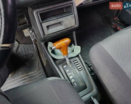 Красный Фольксваген Гольф, объемом двигателя 1.8 л и пробегом 333 тыс. км за 1599 $, фото 3 на Automoto.ua