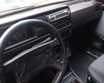 Червоний Фольксваген Гольф, об'ємом двигуна 1.59 л та пробігом 200 тис. км за 1800 $, фото 3 на Automoto.ua