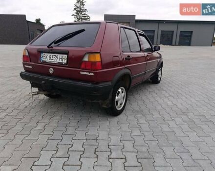 Красный Фольксваген Гольф, объемом двигателя 1.8 л и пробегом 333 тыс. км за 1599 $, фото 7 на Automoto.ua