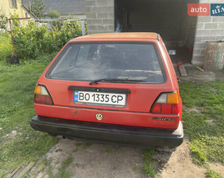 Красный Фольксваген Гольф, объемом двигателя 1.6 л и пробегом 186 тыс. км за 1300 $, фото 2 на Automoto.ua
