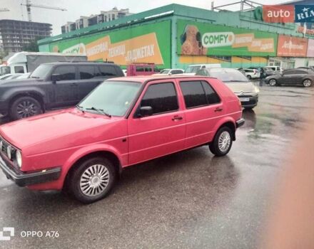 Красный Фольксваген Гольф, объемом двигателя 1.6 л и пробегом 319 тыс. км за 2500 $, фото 3 на Automoto.ua