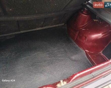 Червоний Фольксваген Гольф, об'ємом двигуна 1.3 л та пробігом 190 тис. км за 1650 $, фото 20 на Automoto.ua