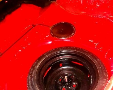 Червоний Фольксваген Гольф, об'ємом двигуна 1.6 л та пробігом 500 тис. км за 1000 $, фото 10 на Automoto.ua