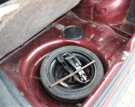 Червоний Фольксваген Гольф, об'ємом двигуна 1.3 л та пробігом 187 тис. км за 1650 $, фото 23 на Automoto.ua