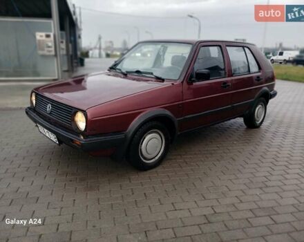 Червоний Фольксваген Гольф, об'ємом двигуна 1.3 л та пробігом 190 тис. км за 1650 $, фото 5 на Automoto.ua