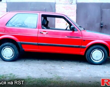 Червоний Фольксваген Гольф, об'ємом двигуна 1.6 л та пробігом 500 тис. км за 1000 $, фото 4 на Automoto.ua